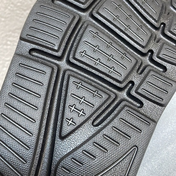 Fila - Women’s Slide - Picture 4 of 5